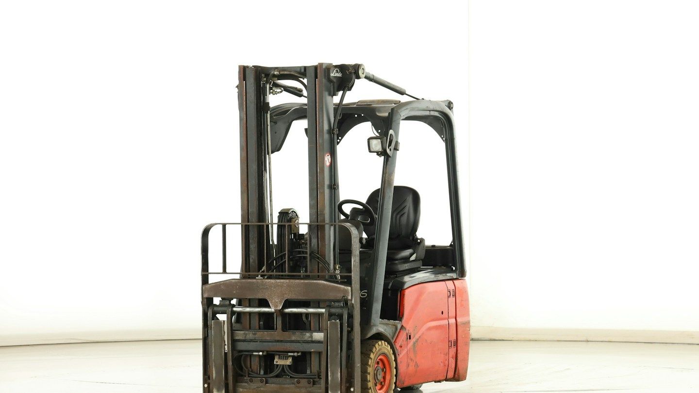 Linde E-16-01 (386)
