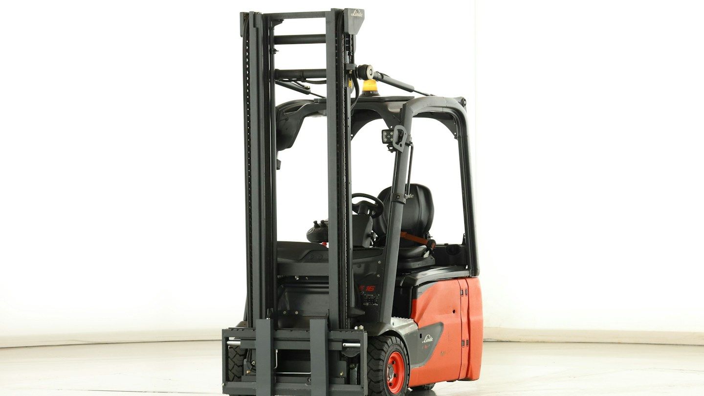 Linde E-16-02 (386)