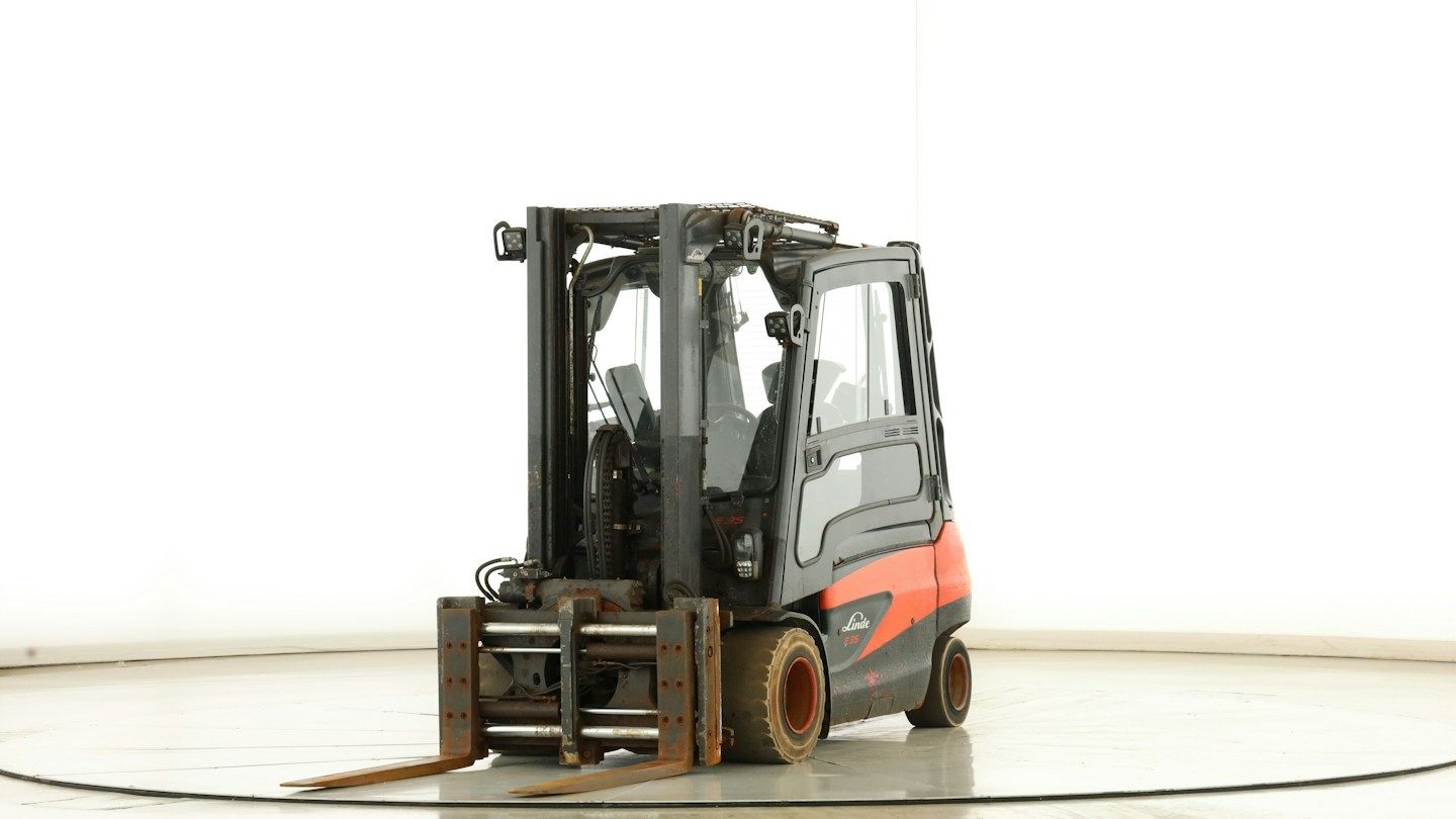 Linde E-35-L-01 (387)