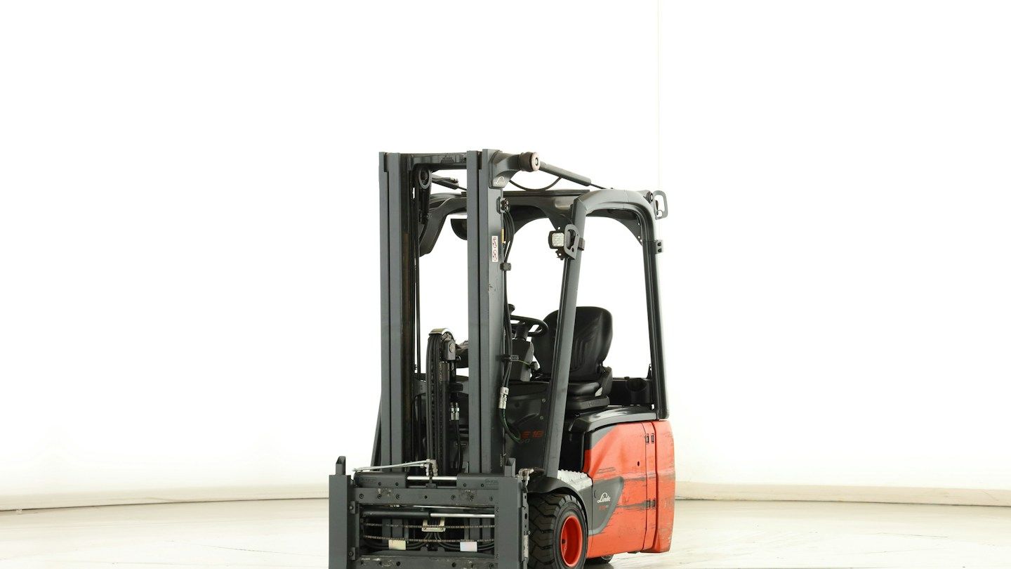 Linde E-18-02 (386)