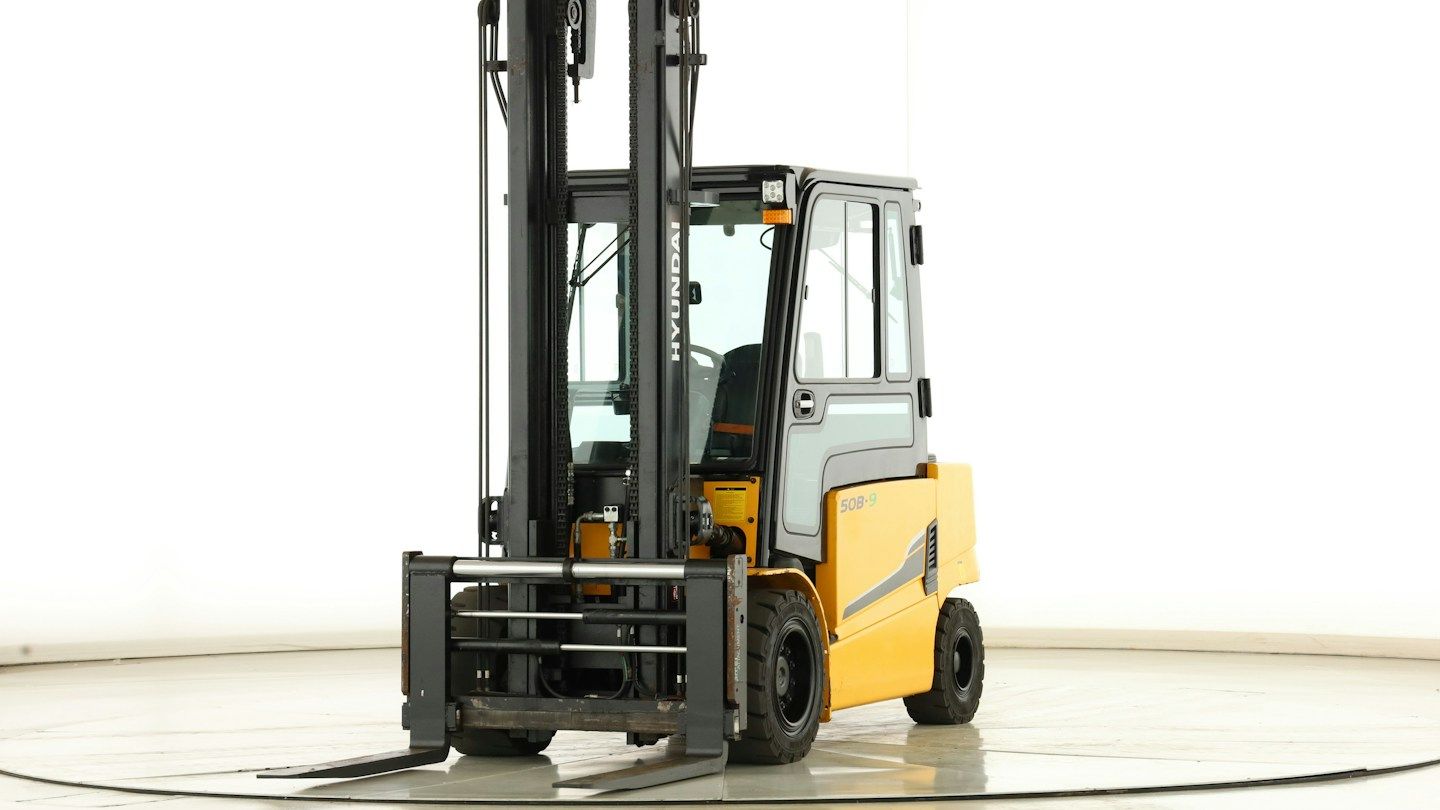 Hyundai 50-B-9