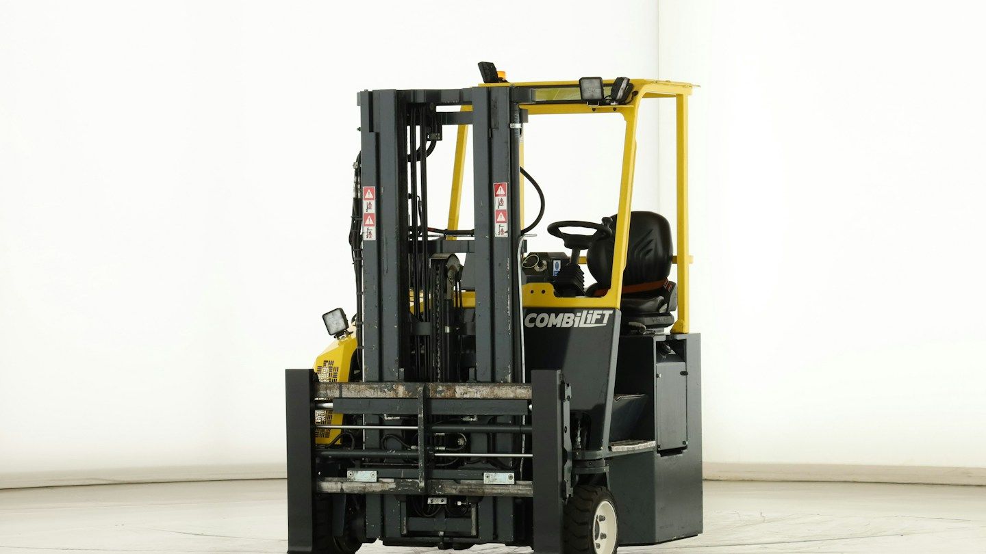 Combilift CB-3000