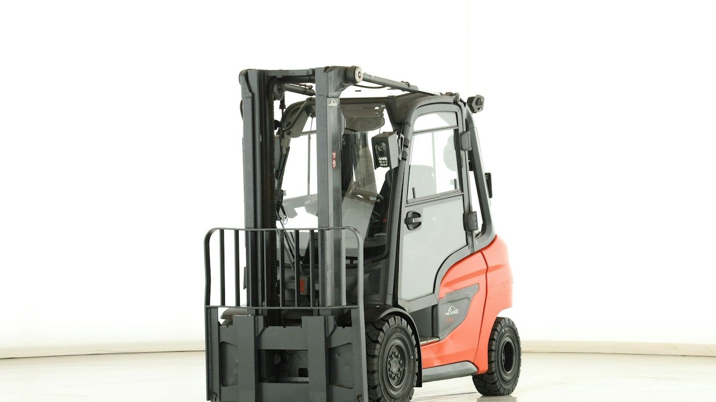 Linde H-30-D-01 (1202)