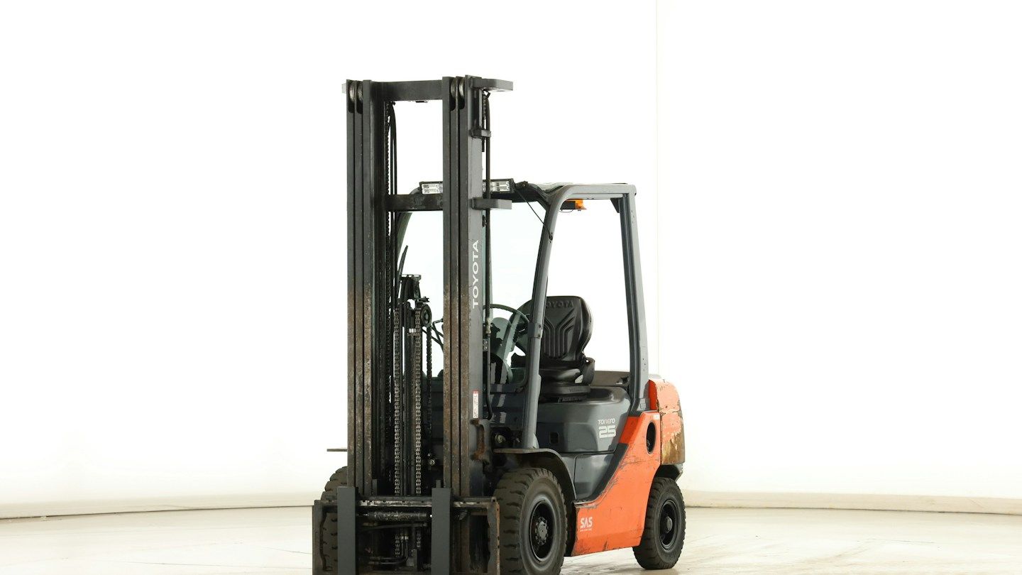 Toyota 02-8-FDF-25