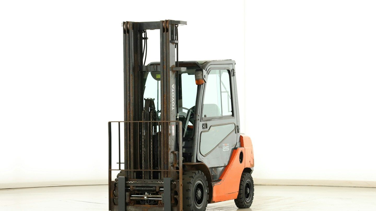Toyota 02-8-FDF-25