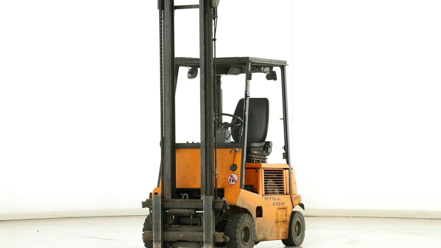 Still R-70-16
