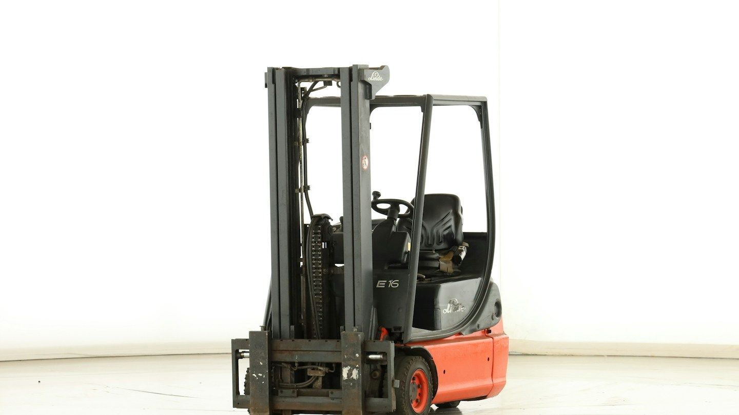 Linde E-16-C-02 (335)