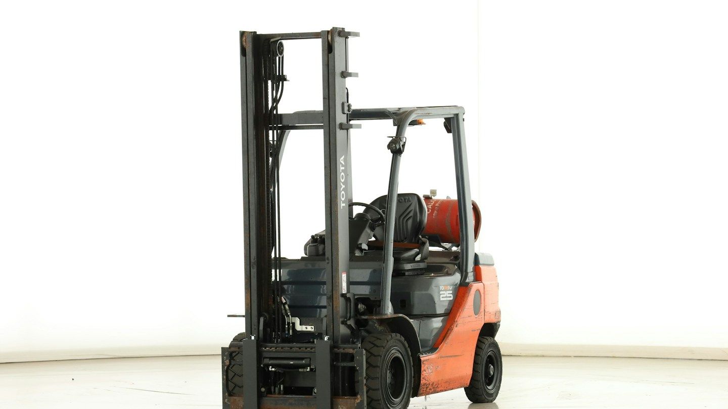 Toyota 02-8-FGF-25
