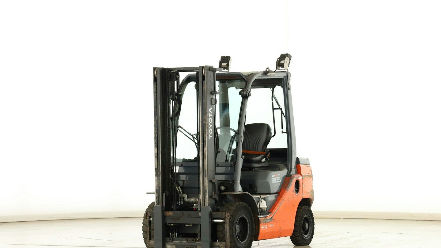 Toyota 8-FDF-25