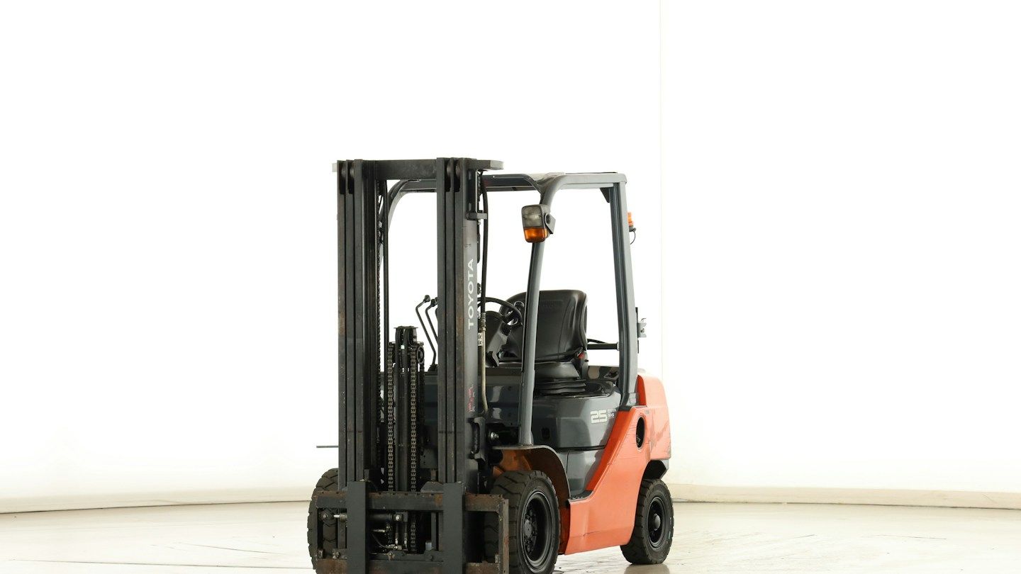 Toyota 32-8-FG-25