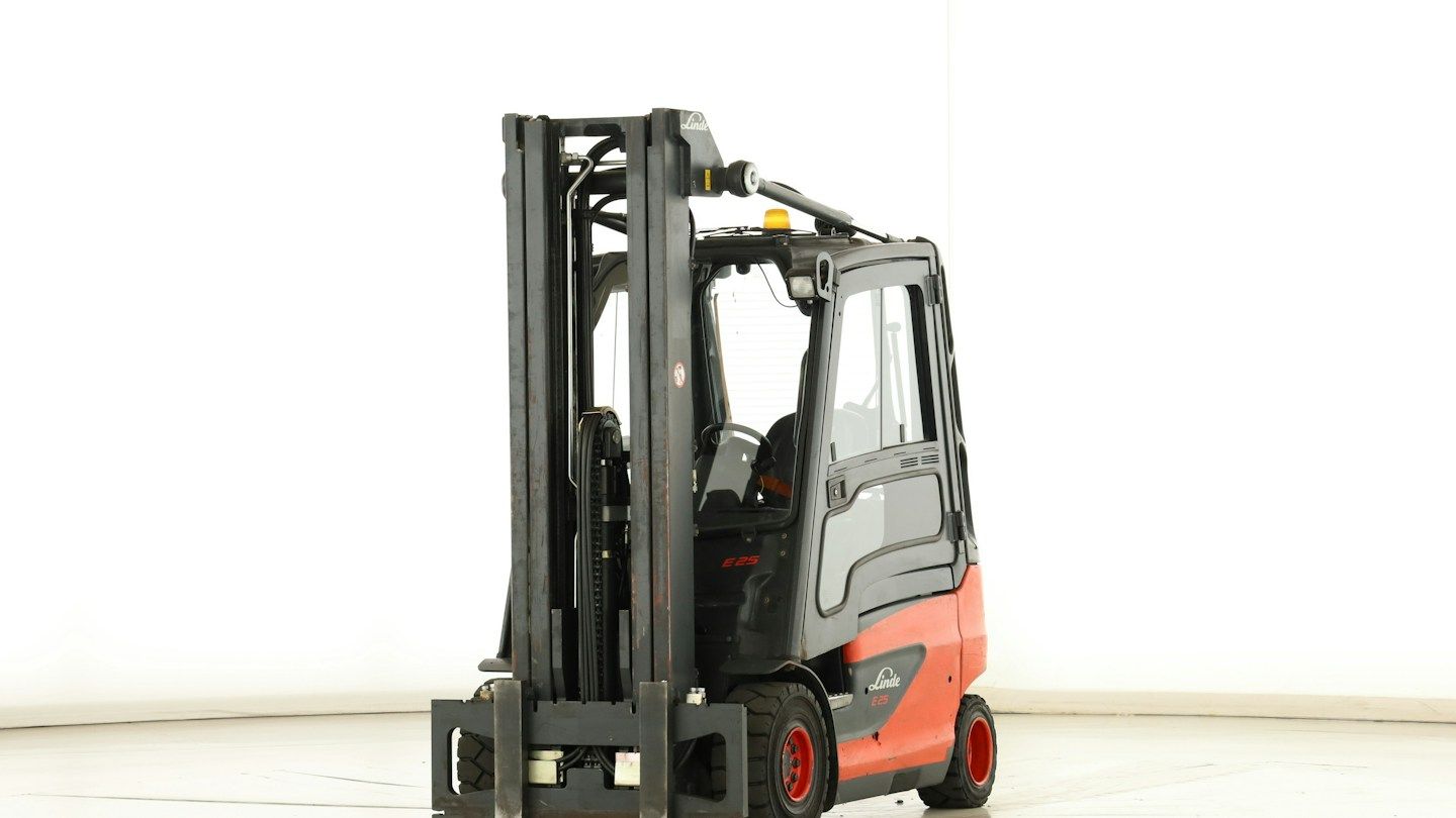 Linde E-25-01 (387)
