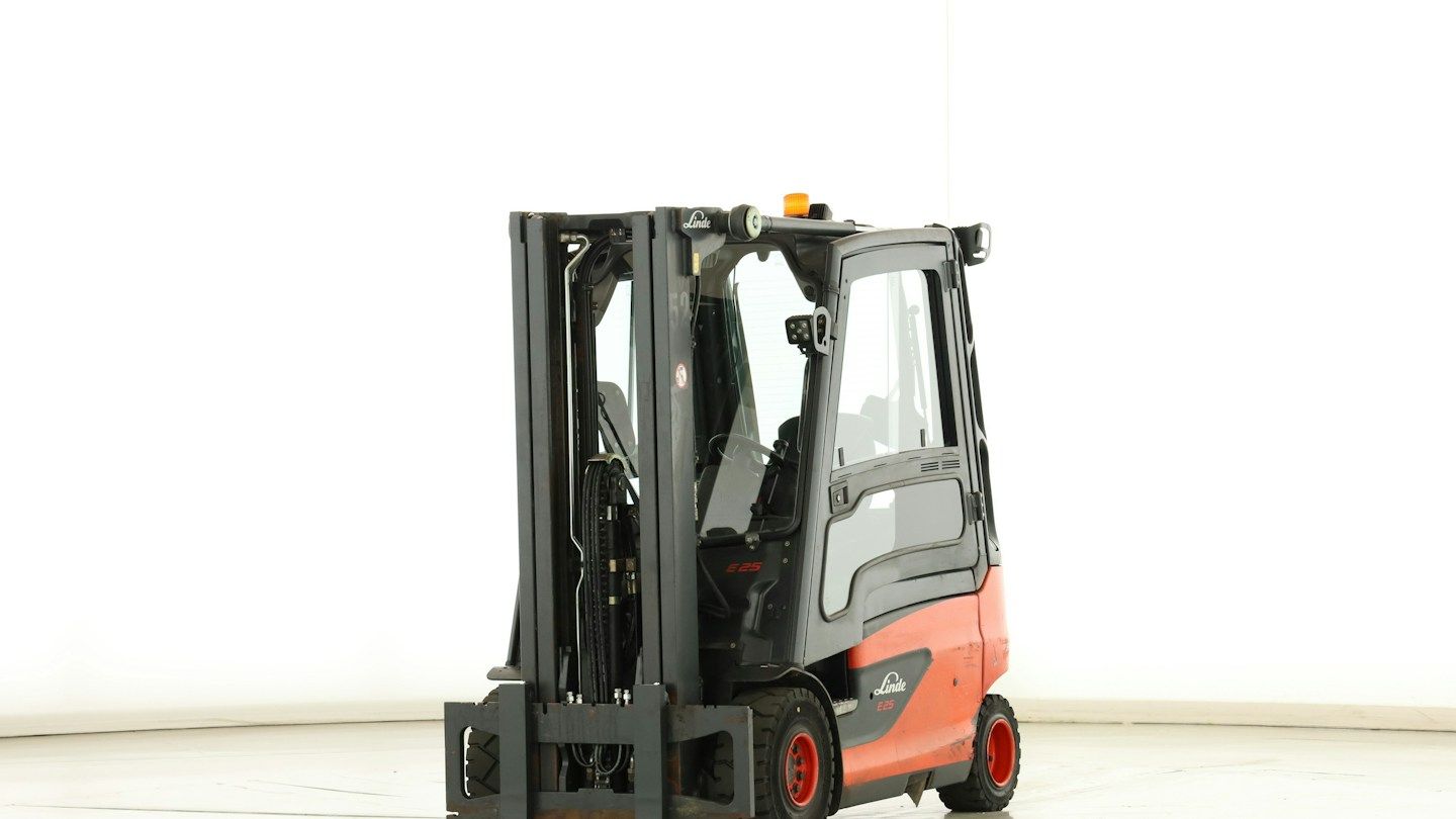 Linde E-25-L-01 (387)