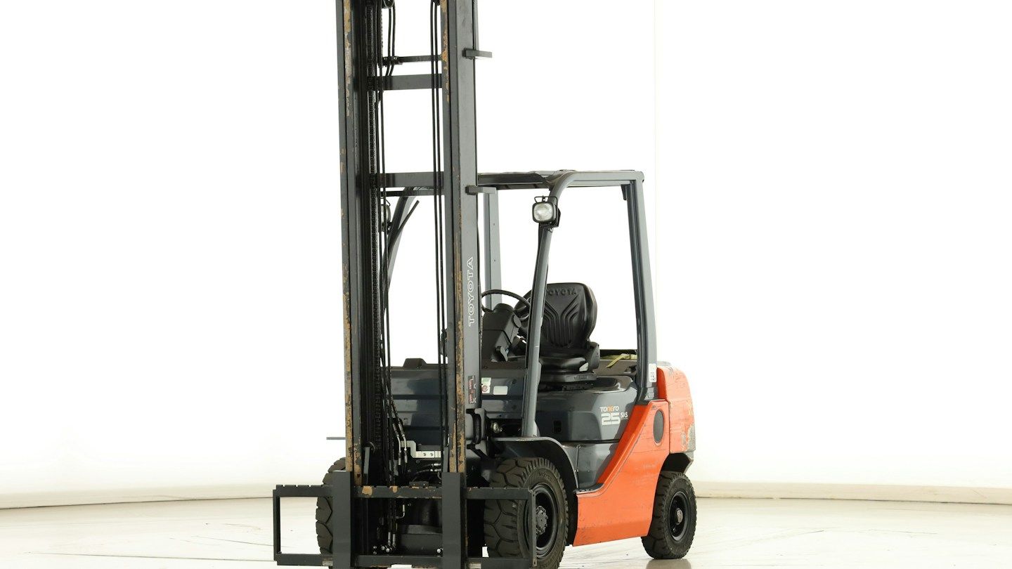 Toyota 02-8-FGF-25