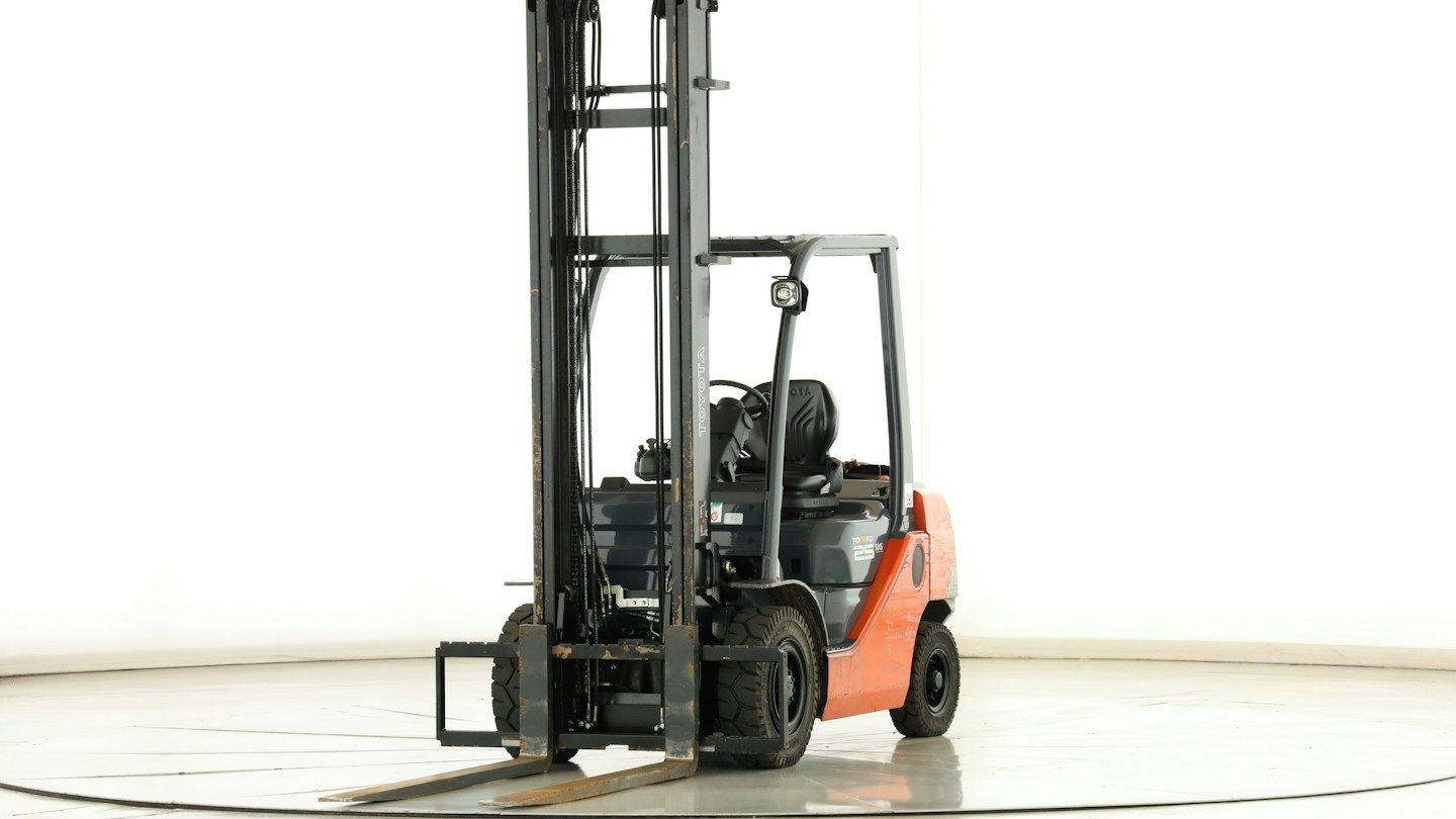 Toyota 02-8-FGF-25