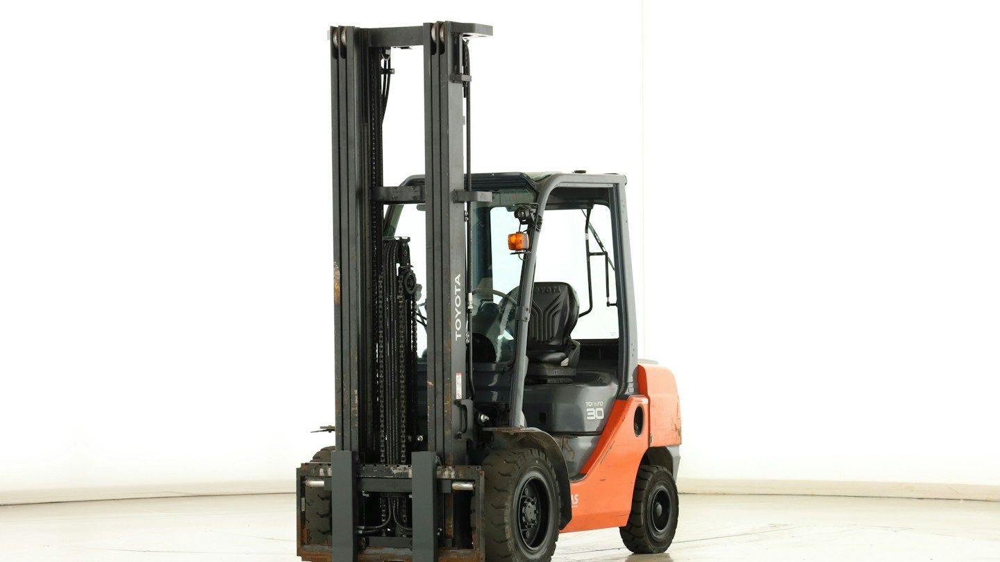 Toyota 02-8-FDF-30