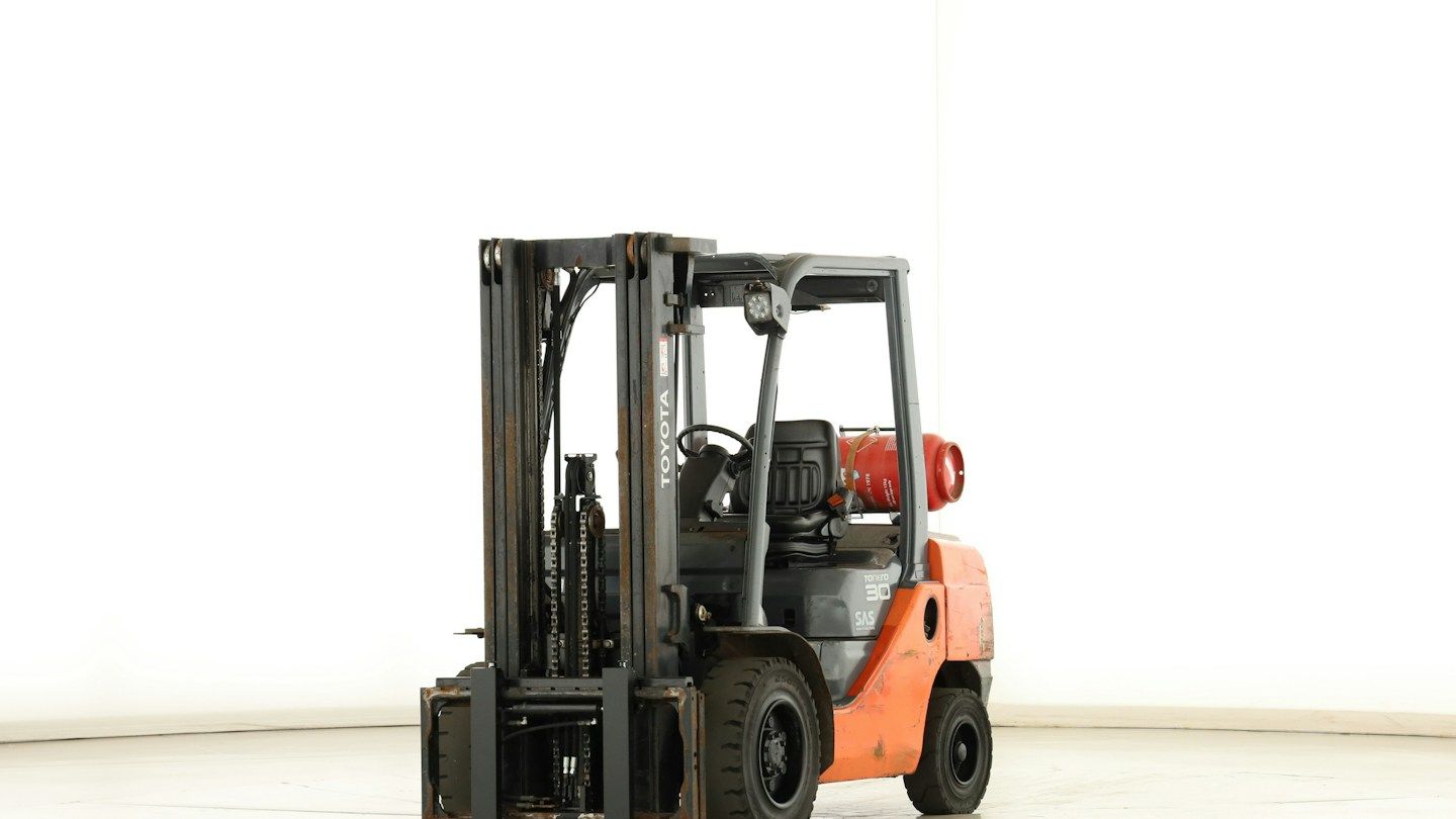 Toyota 02-8-FGF-30