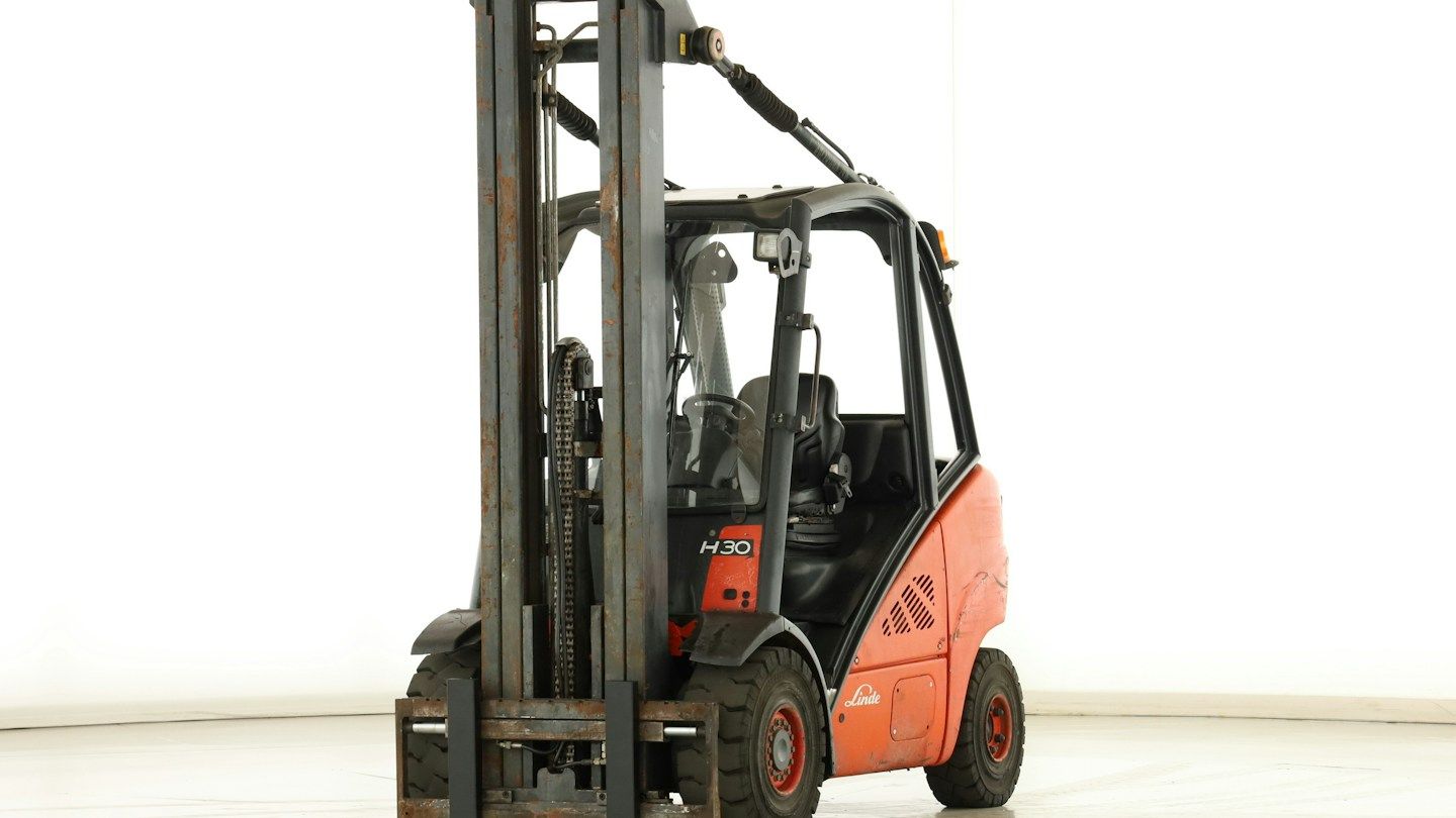 Linde H-30-D-01 (393)