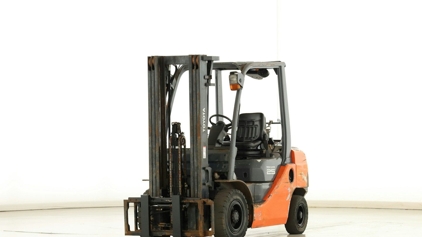 Toyota 02-8-FGF-25