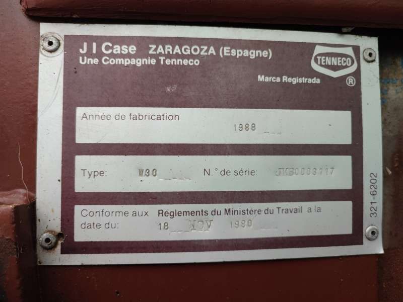 CASE W30