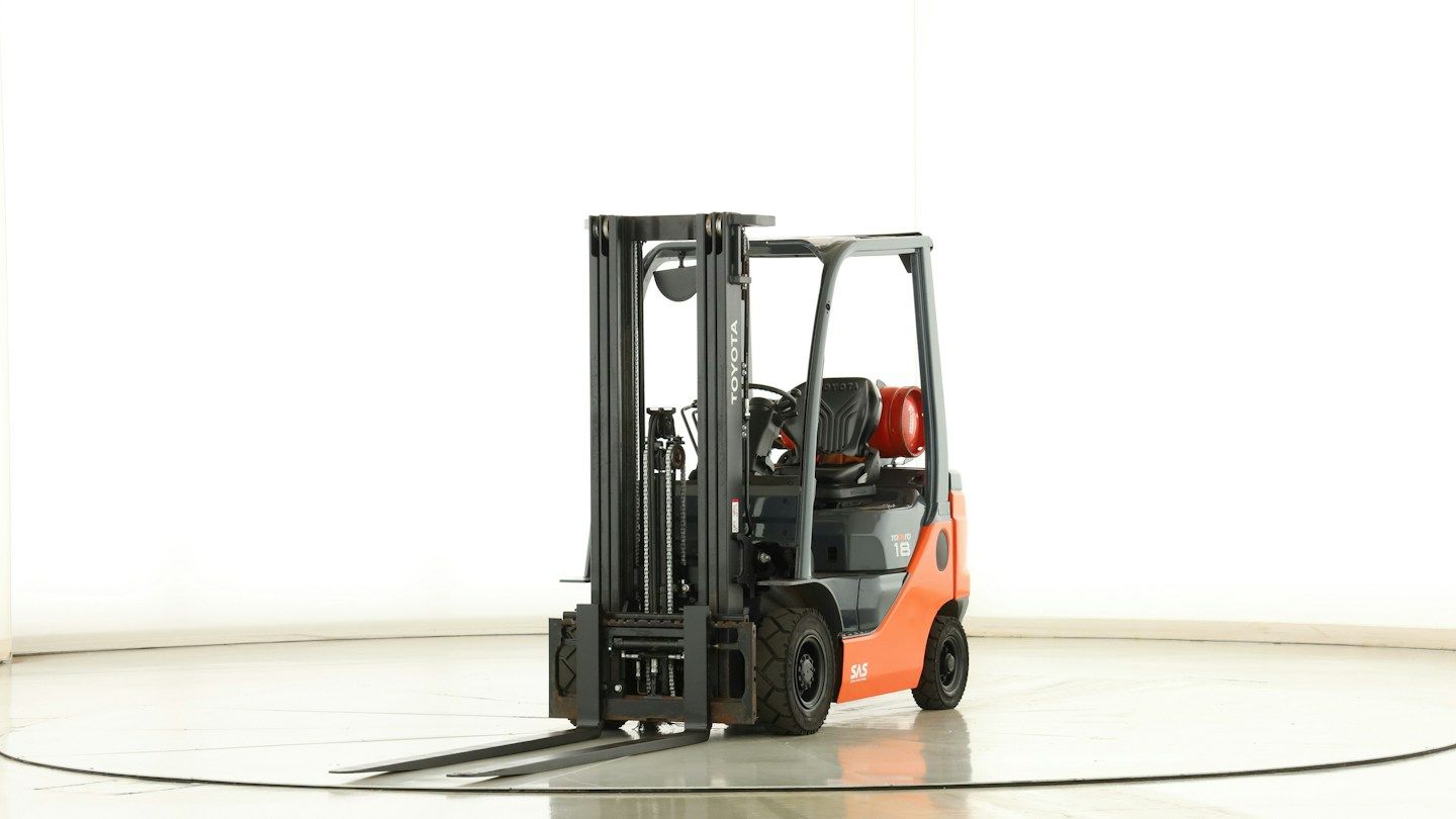 Toyota 02-8-FGF-18