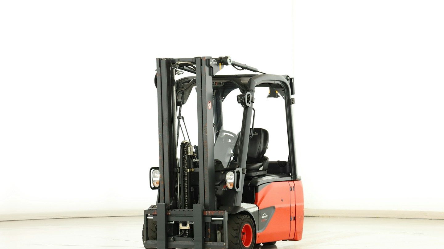 Linde E-20-L-02 (386)