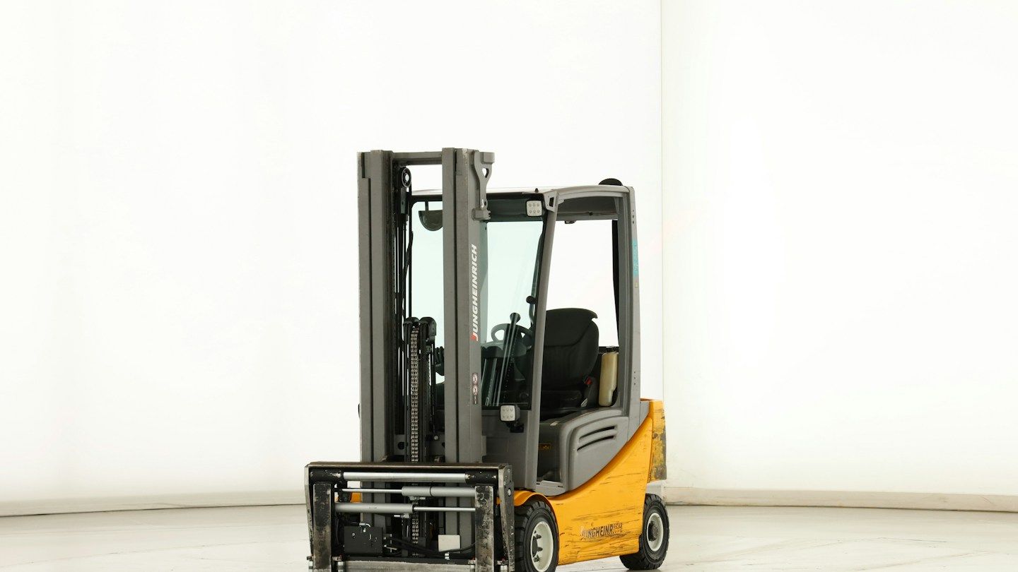 Jungheinrich EFG-320
