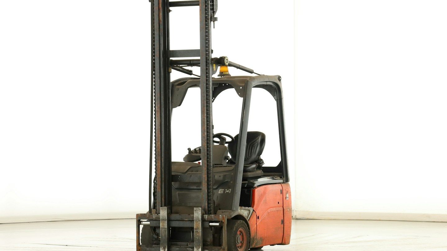 Linde E-14-00 (386)
