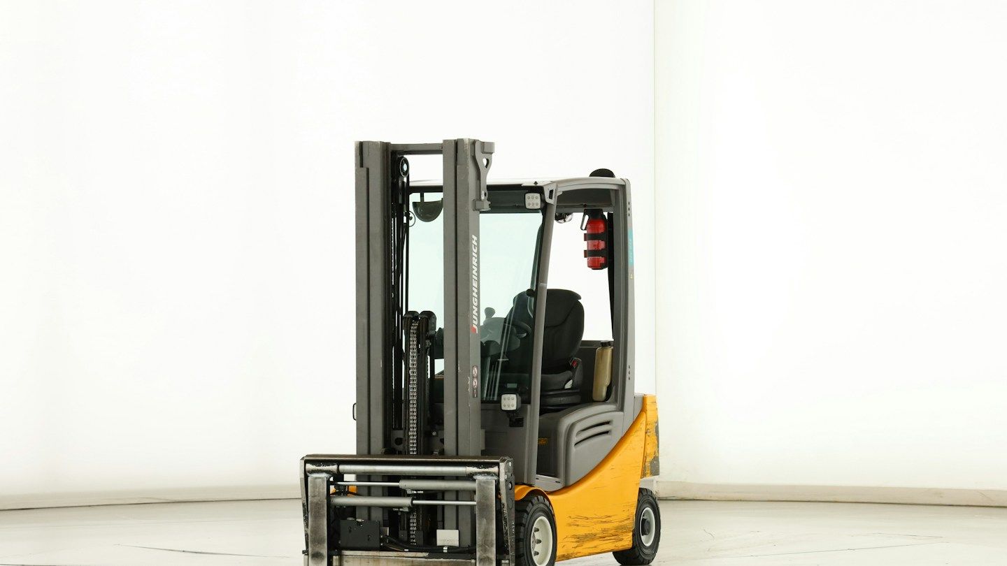 Jungheinrich EFG-320