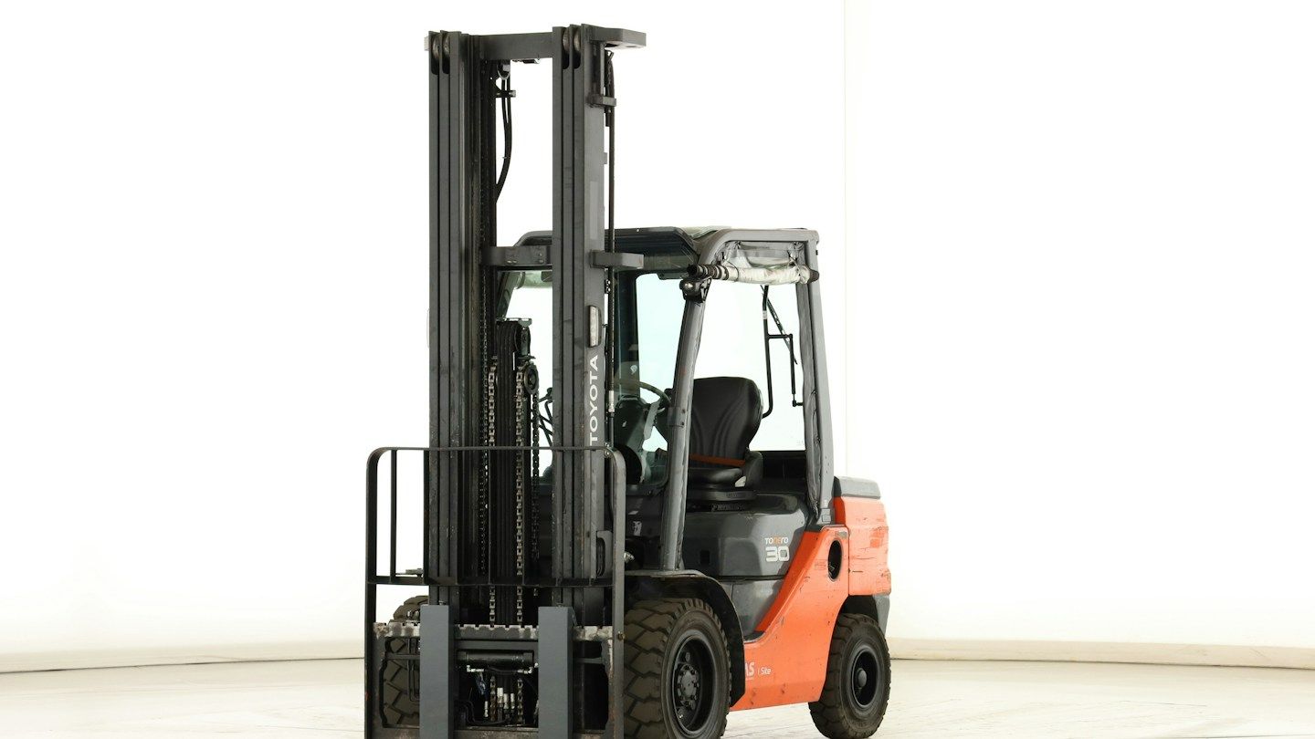 Toyota 02-8-FDF-30