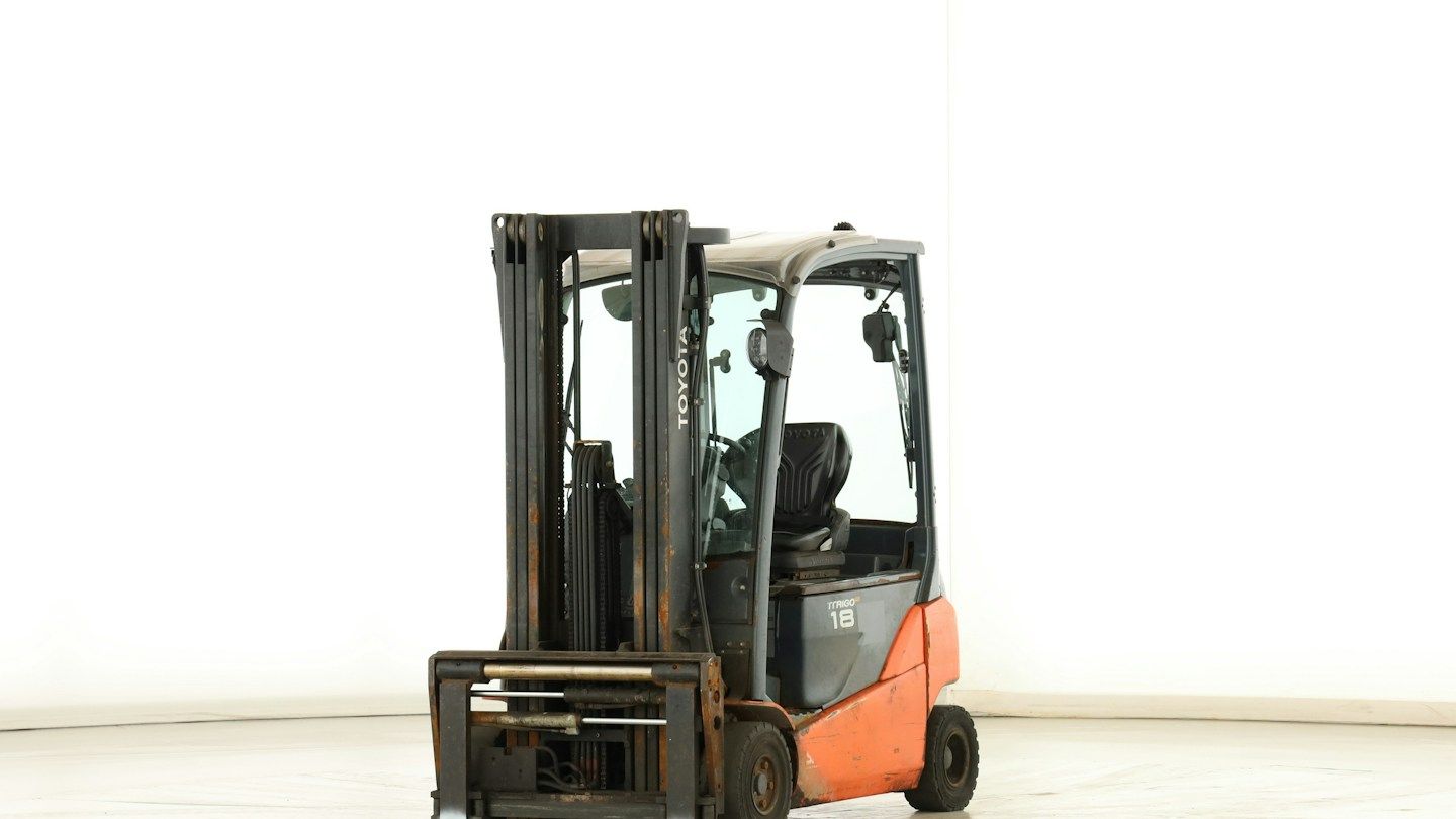 Toyota 8-FBM-18-T