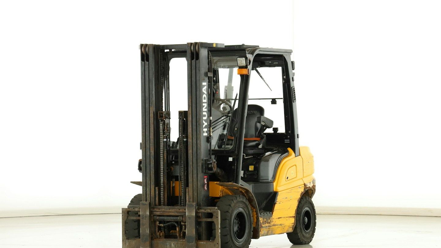 Hyundai 25-D-9