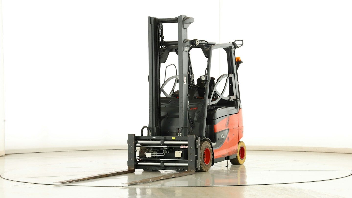 Linde E-30-HL-01-600 (387)