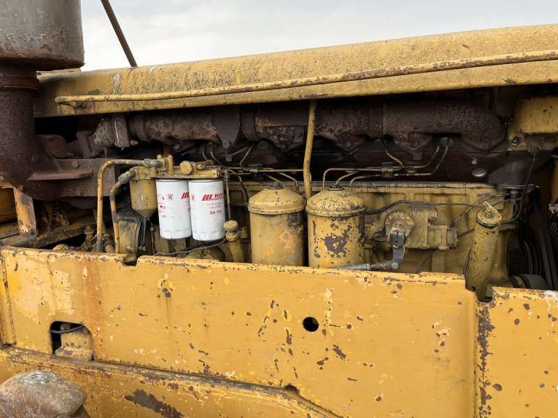 CATERPILLAR 825 + porte engins