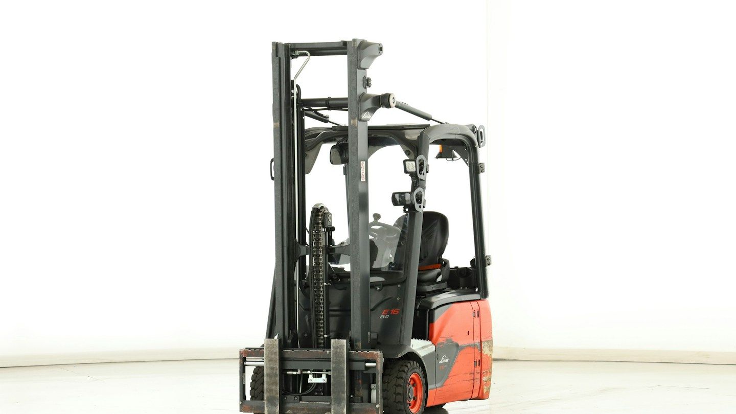 Linde E-16-02 ((386)