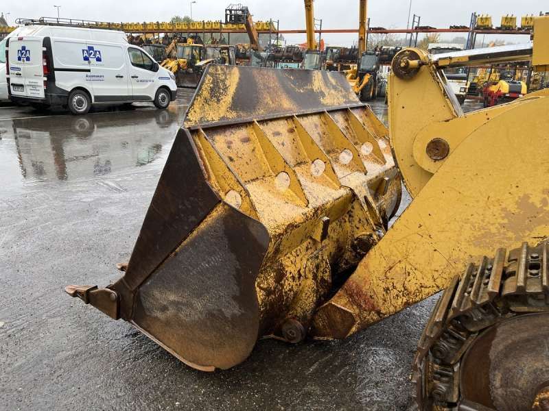 CATERPILLAR 953