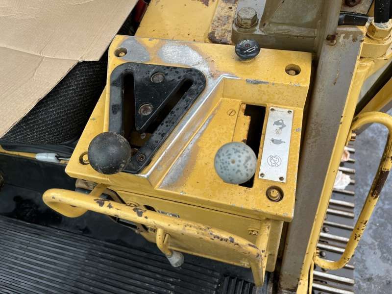 CATERPILLAR 953