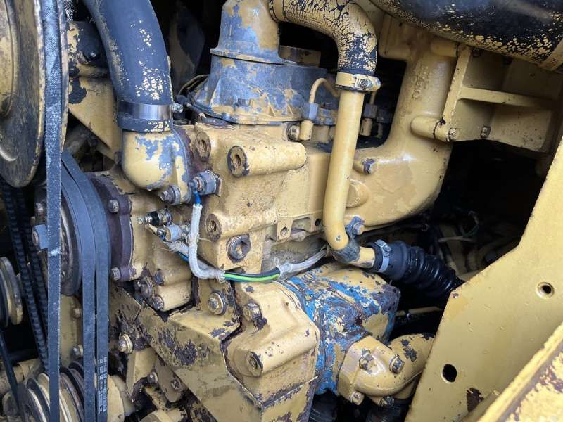 CATERPILLAR 953