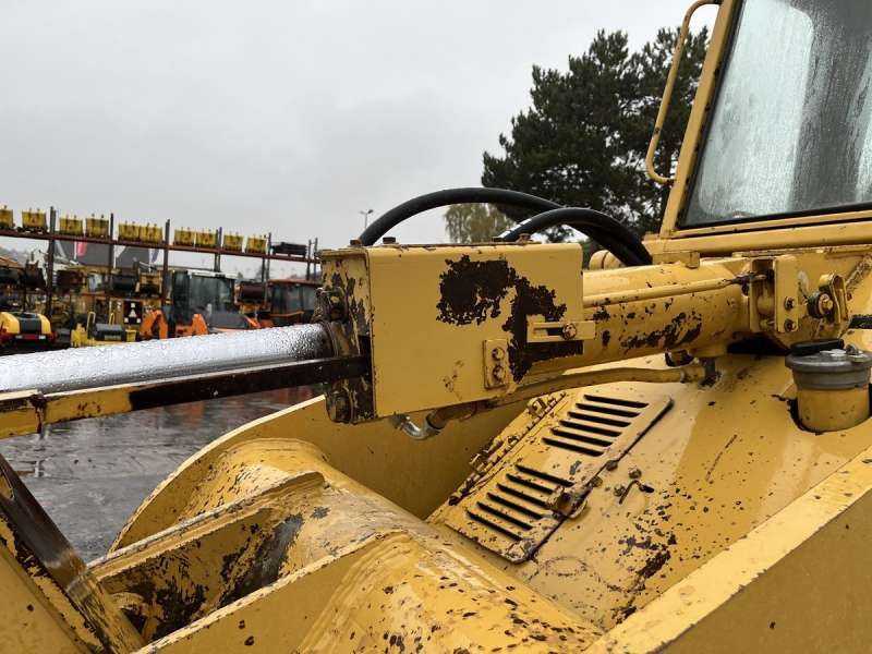 CATERPILLAR 953
