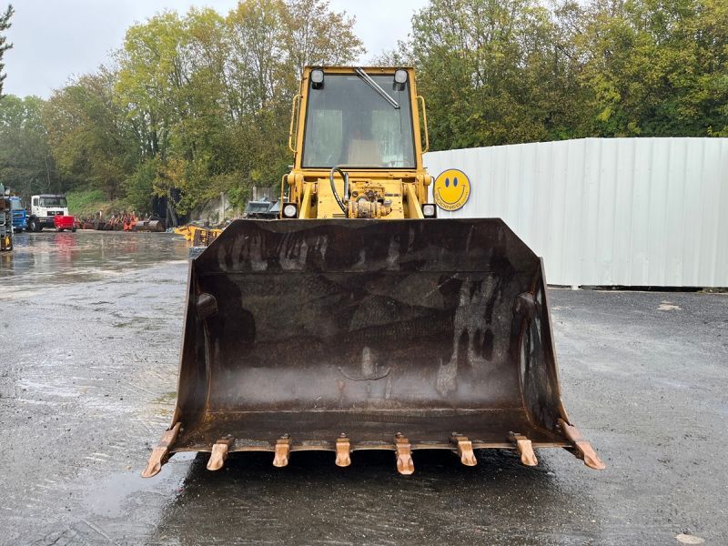 CATERPILLAR 953