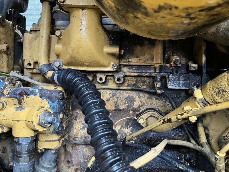 CATERPILLAR 953