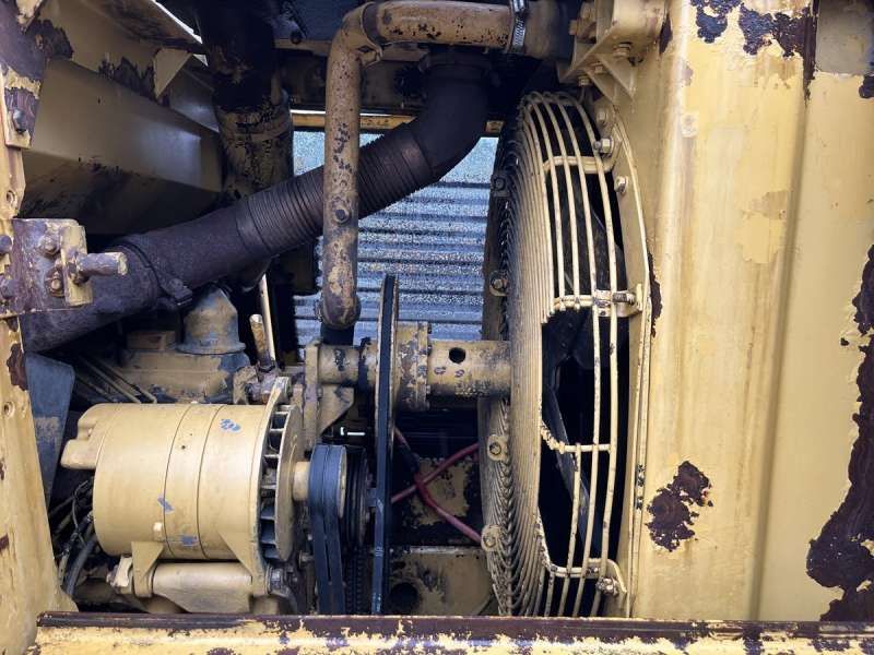 CATERPILLAR 953