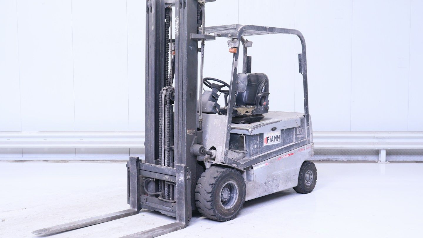 Nissan G-1-Q-2-L-30-Q