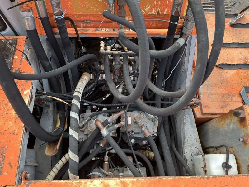 HITACHI EX400LC