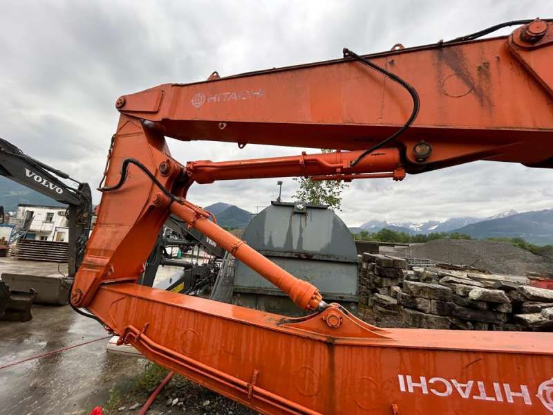 HITACHI EX400LC