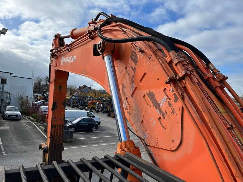 HITACHI EX400LC