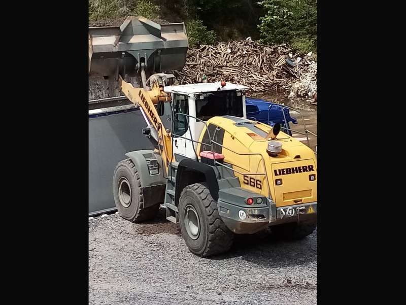 LIEBHERR L566
