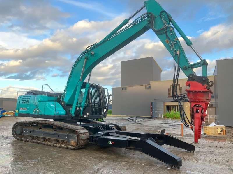 KOBELCO SK210LC-10E