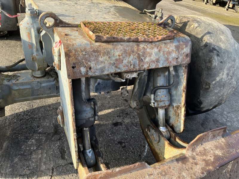 LIEBHERR A316 - POUR PIECES