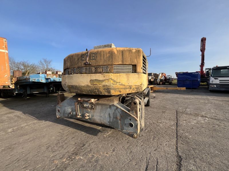 LIEBHERR A316 - POUR PIECES