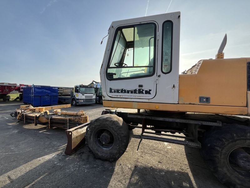 LIEBHERR A316 - POUR PIECES